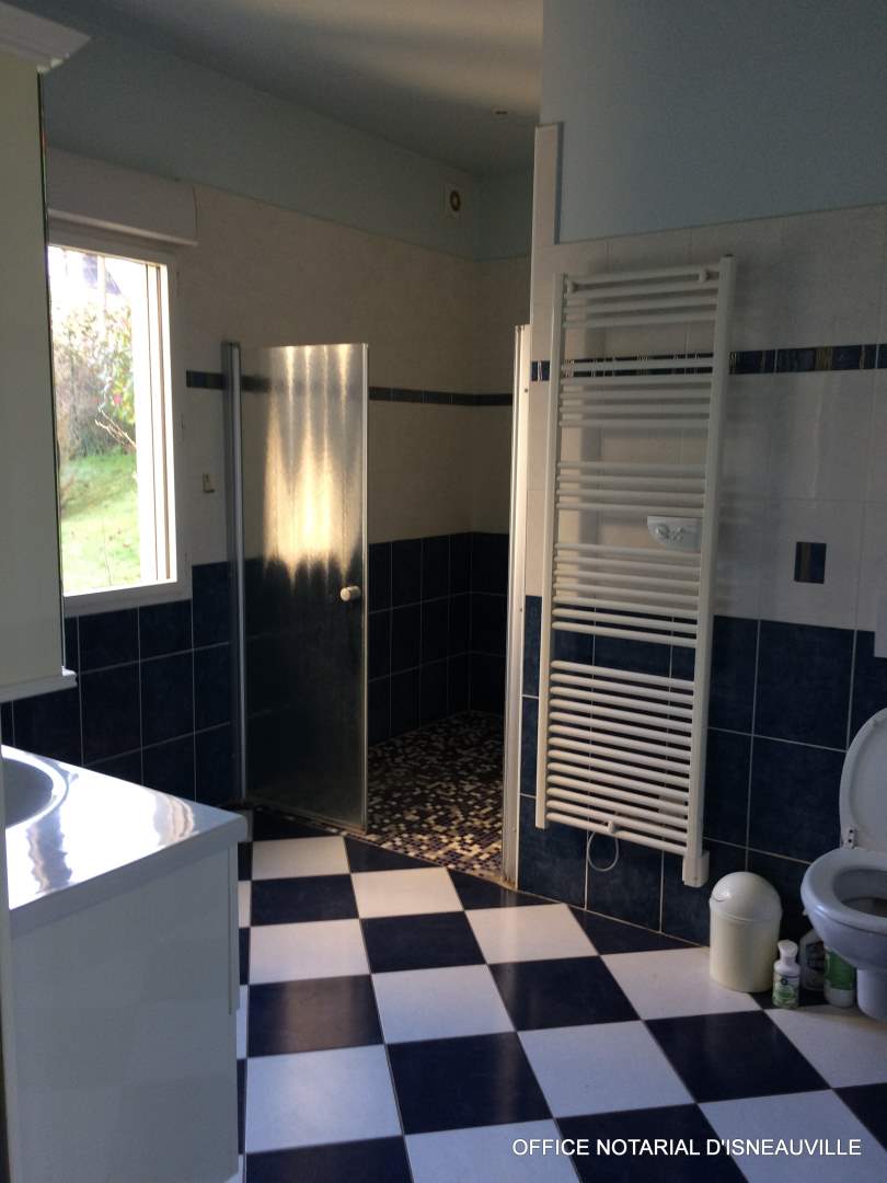 Maison T6 - 5 pièces - 156 m²