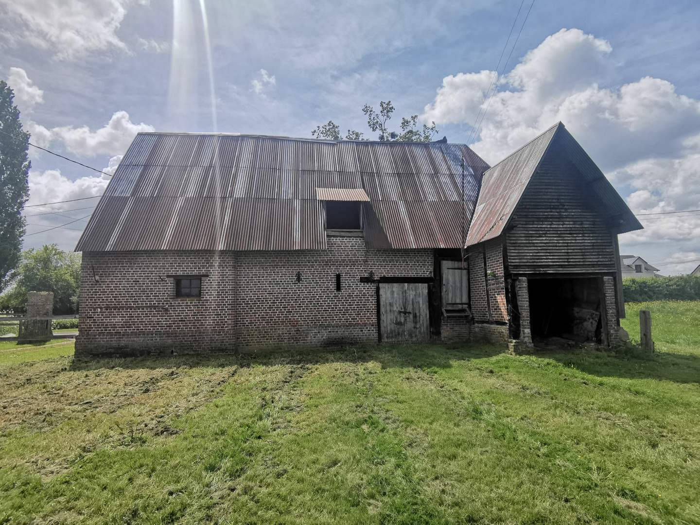 grange à réhabiliter - 1 pièce - 100 m²