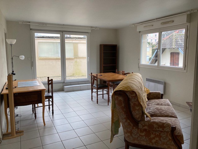 Appartement F2 meublé pr ECOLE ARCHITECTURE ET CHU - 2 pièces - 50 m²