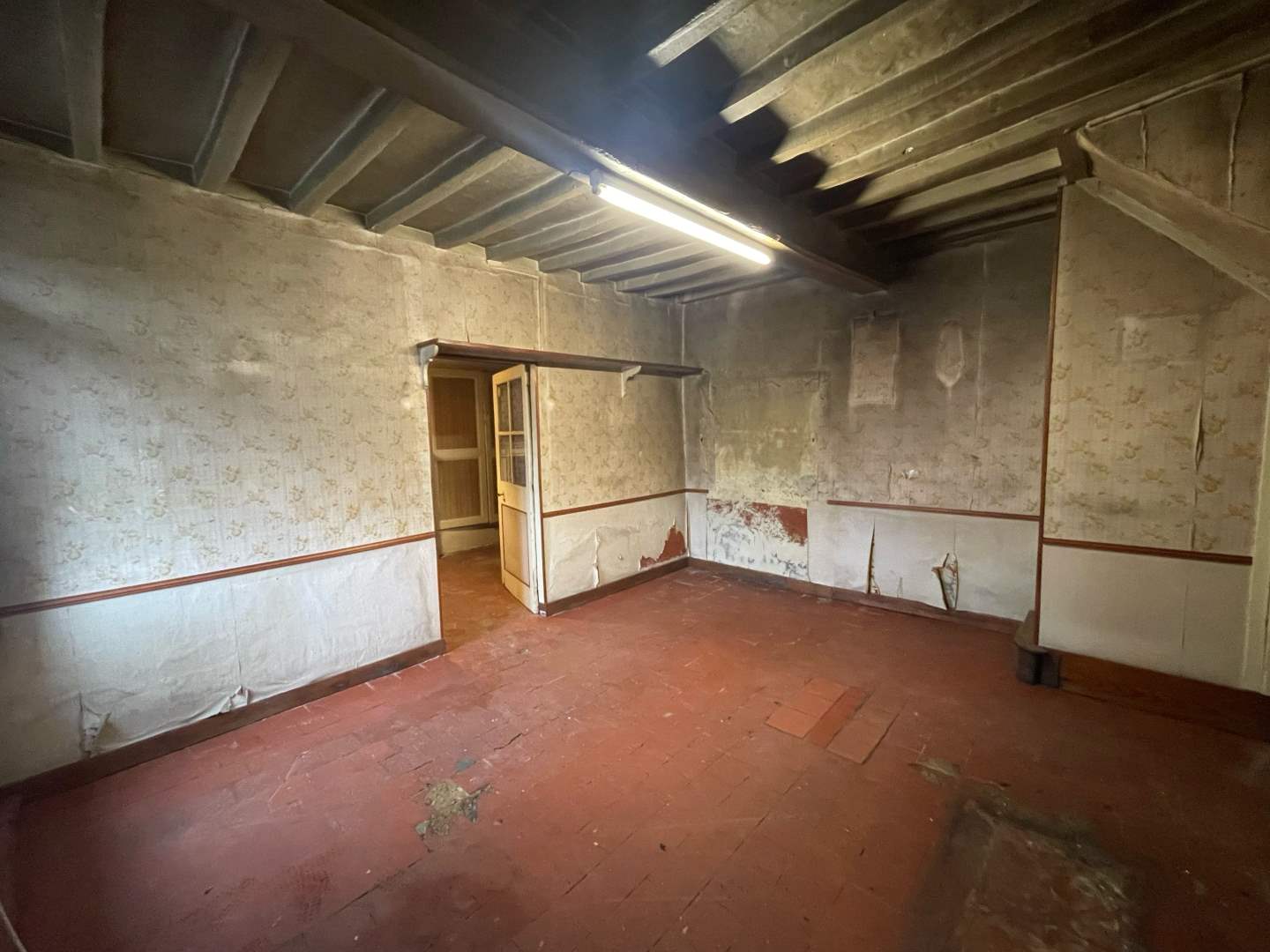 Maison d'habitation - 4 pièces - 60 m²