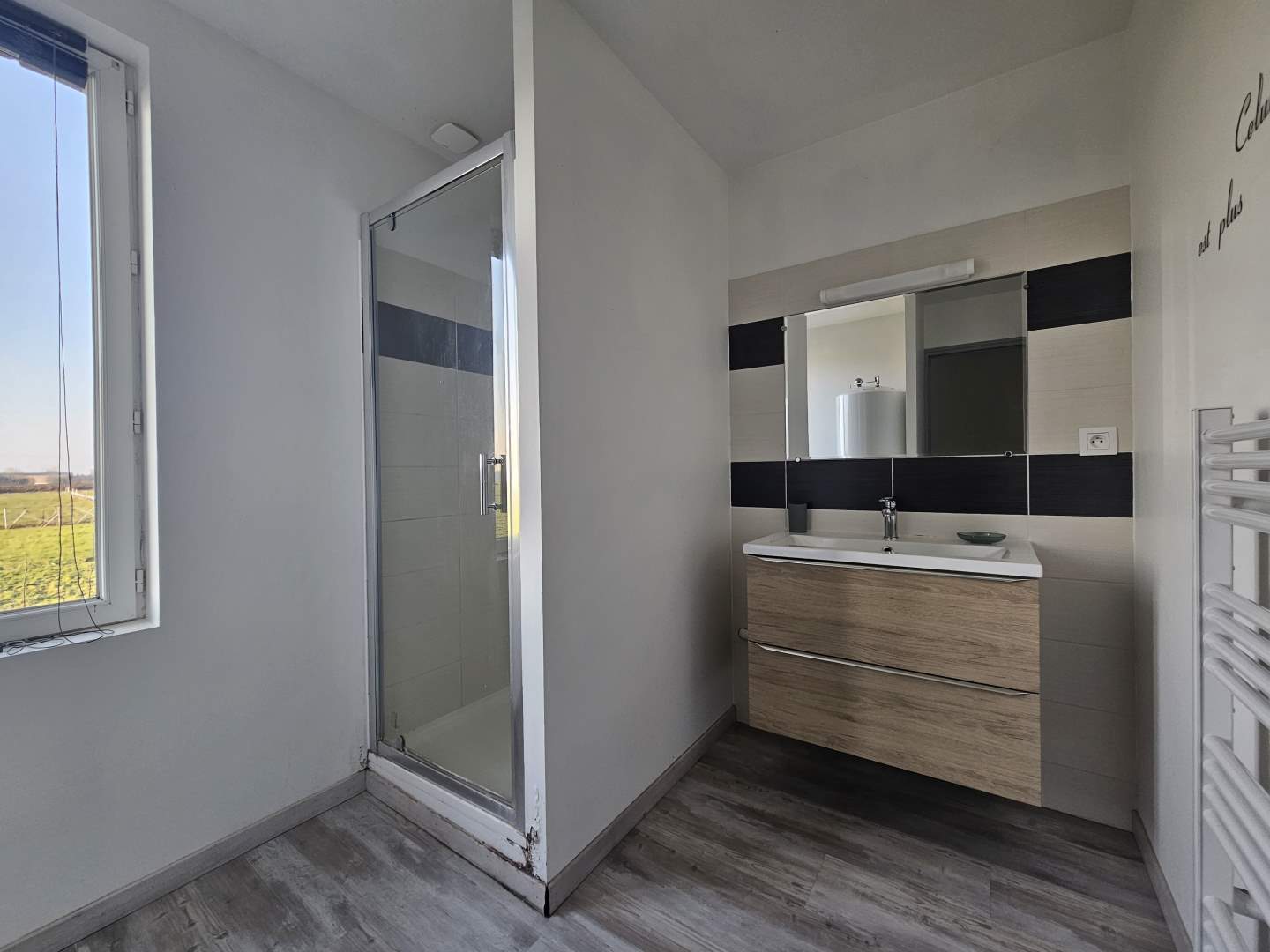 Maison d'habitation - 6 pièces - 131 m²