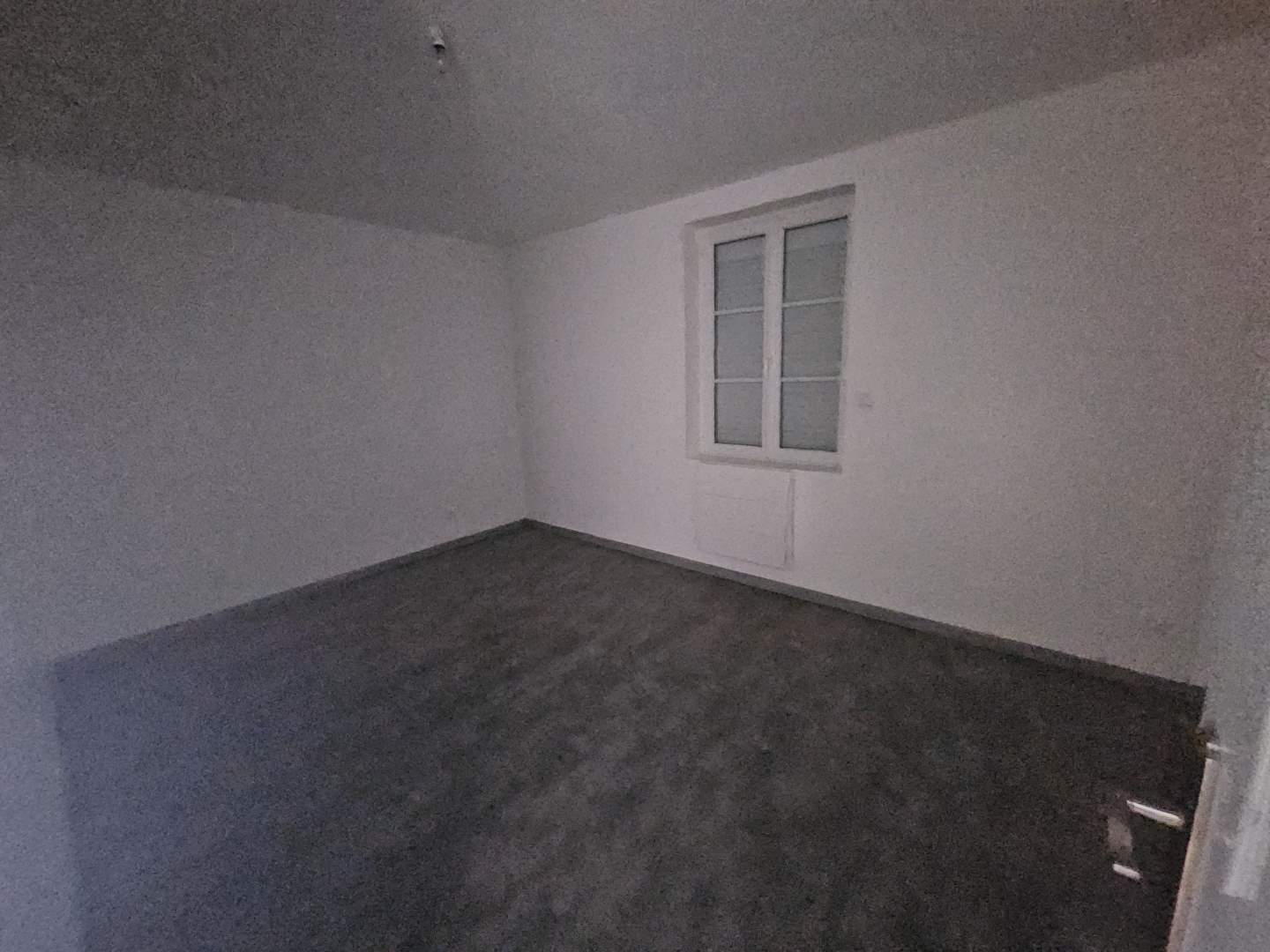 Maison d'habitation - 6 pièces - 131 m²