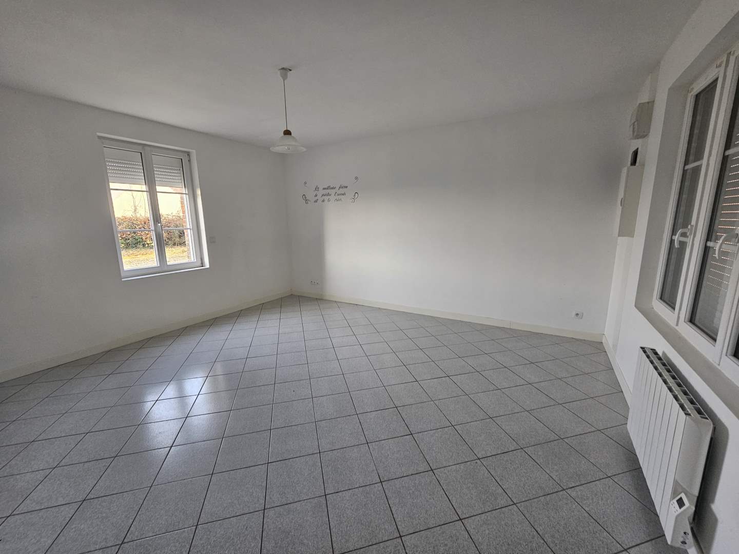 Maison d'habitation - 6 pièces - 131 m²