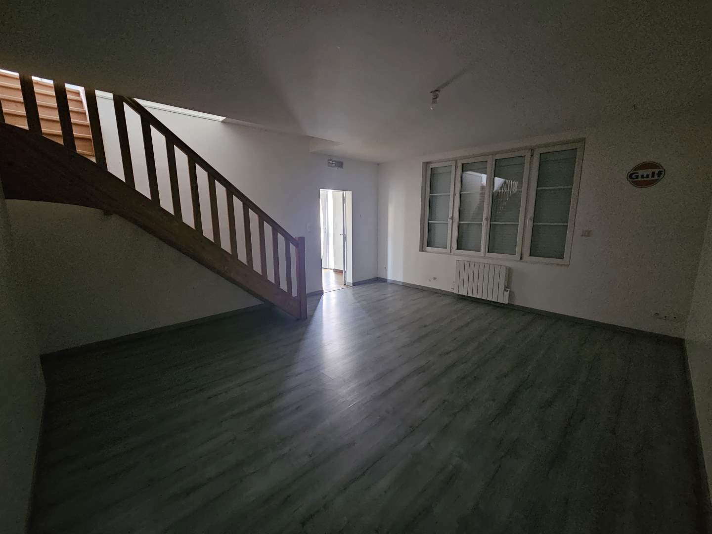Maison d'habitation - 6 pièces - 131 m²