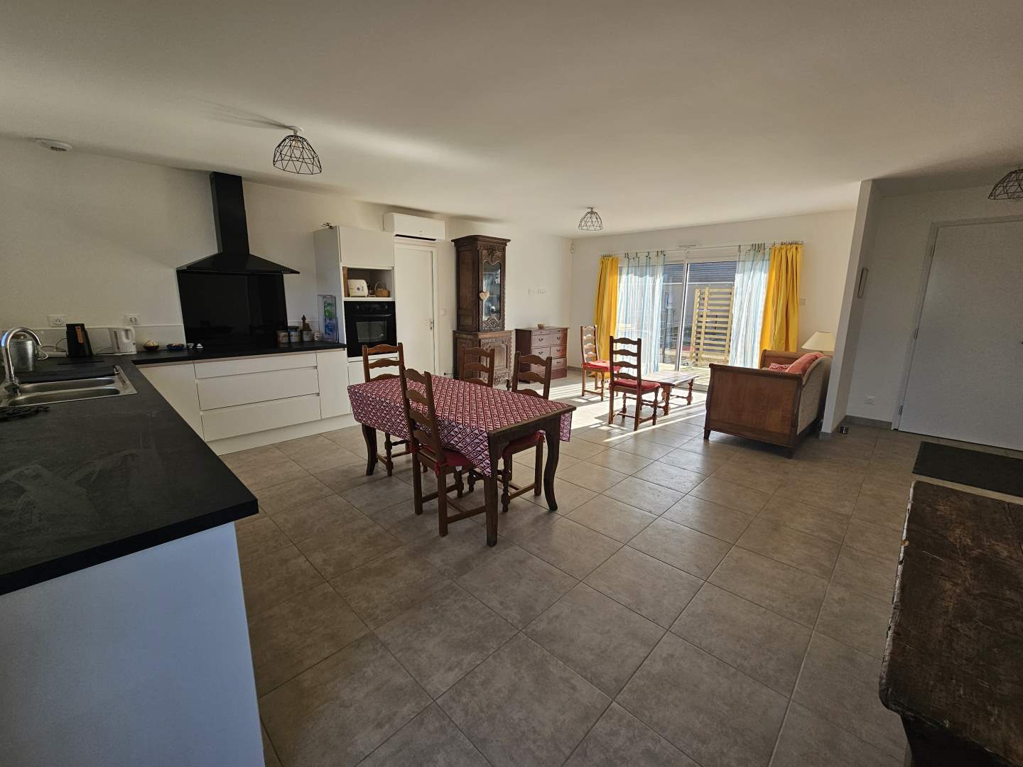 Maison individuelle - 5 pièces - 82 m²
