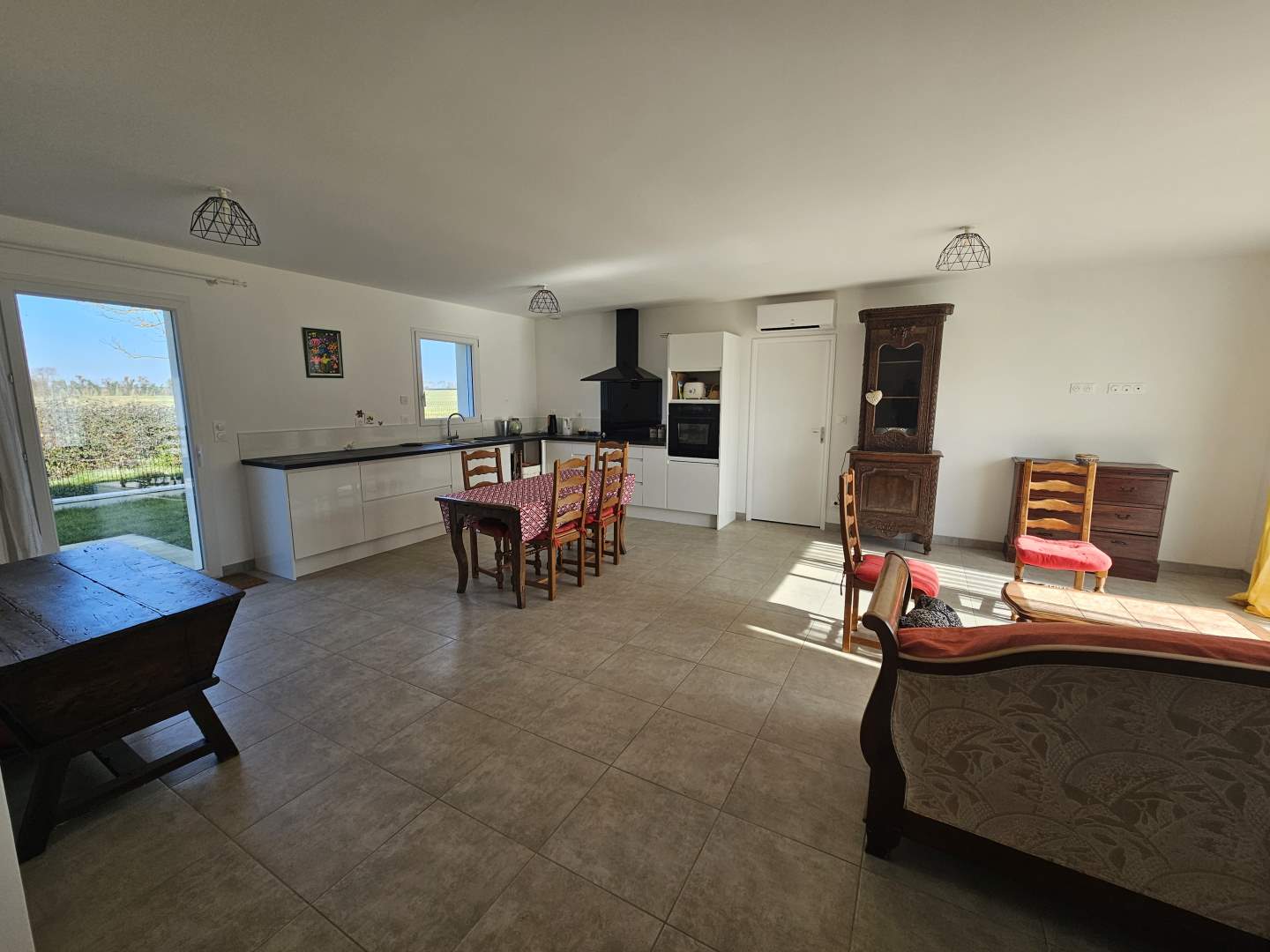 Maison individuelle - 5 pièces - 82 m²