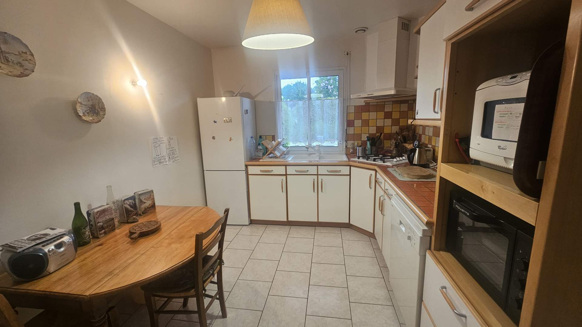 Maison d'habitation - 4 pièces - 97 m²