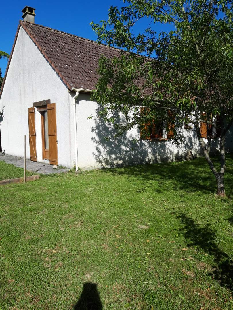 Maison d'habitation - 4 pièces - 73 m²