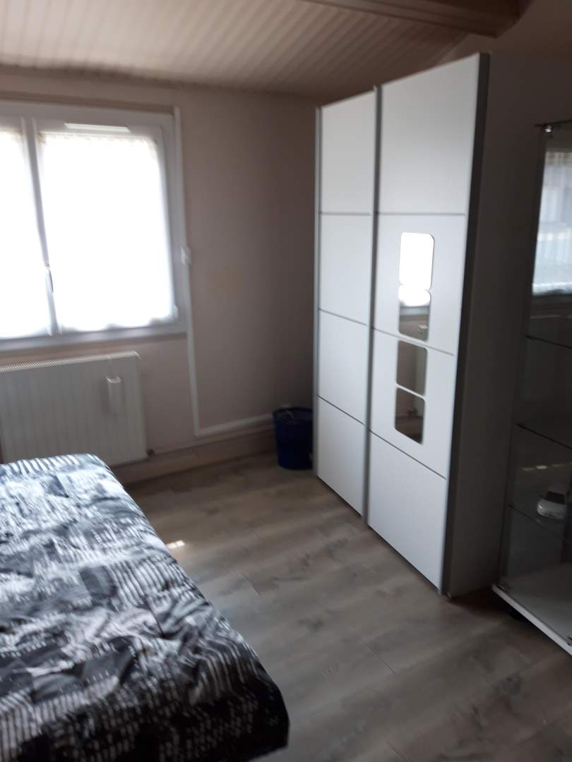 Maison de ville - 6 pièces - 85 m²