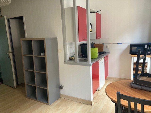 PR PLACE VIEUX MARCHE STUDIO MEUBLE - 1 pièce - 19 m²
